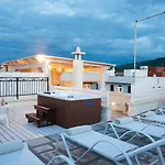 Antica Via Roma E Relax Bed and Breakfast 4*