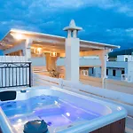Oda ve Kahvaltı Antica Via Roma E Relax