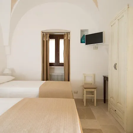 Antica Via Roma E Relax *