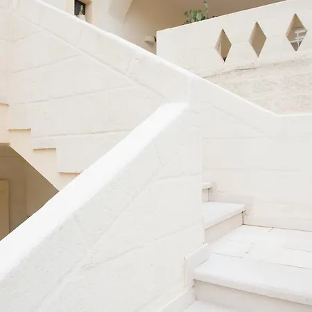 Antica Via Roma E Relax Bed and Breakfast Montalbano (Apulia)