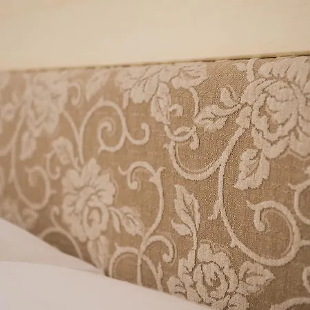 Antica Via Roma E Relax Bed & Breakfast *