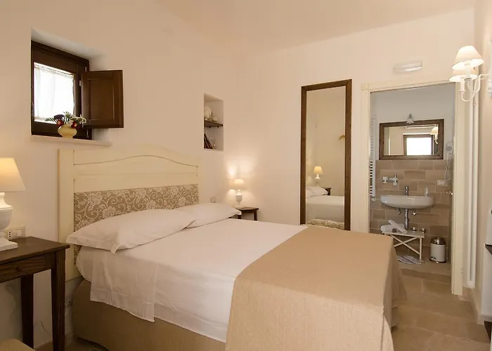 Antica Via Roma E Relax Montalbano (Apulia)
